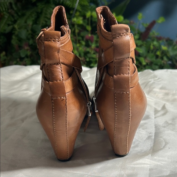 Sam Edelman Maddox Ankle Booties - Picture 3 of 13